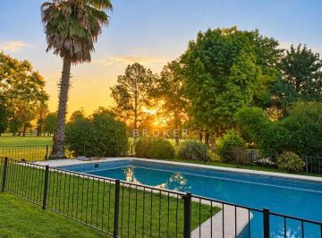 Foto1 · Venta Casa 5amb con Vista Al Golf en Golfer´s Country Club