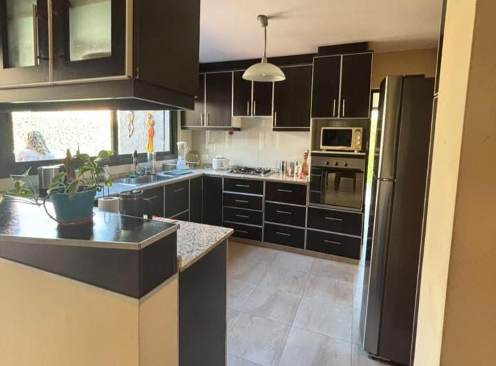 Casa · 250m² · 5 Ambientes
