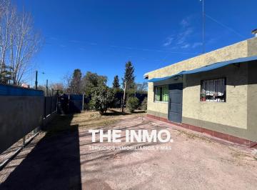 Casa de 5 ambientes, Maipú · Casa de 300 m² con 2 Dorm. en Venta en Maipú