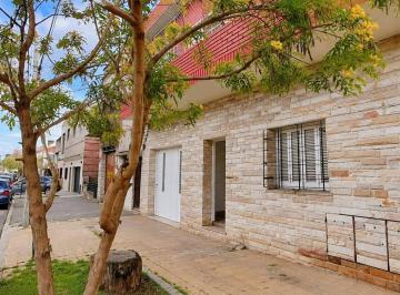 PH · 97m² · 3 Ambientes · 1 Cochera · PH 3 Ambientes con Cochera y Patio con Parrilla | Apto Crédito