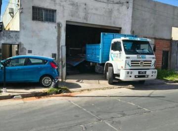 Bodega-Galpón de 1 ambiente, Tres de Febrero · Galpón en Alquiler – Caseros