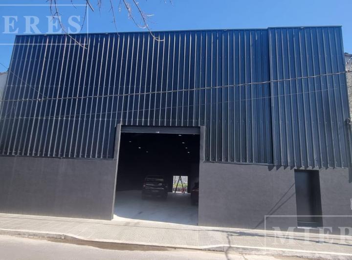 Depósito · 350m²