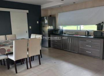 Casa de 4 ambientes, San Vicente · Venta Casa en Campo Daromy 3 Dorm. San Vicente