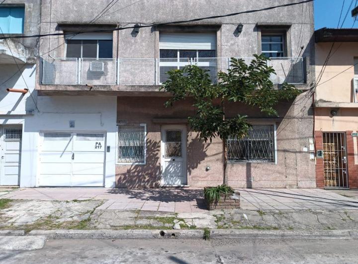 Casa · 150m² · 5 Ambientes · 1 Cochera