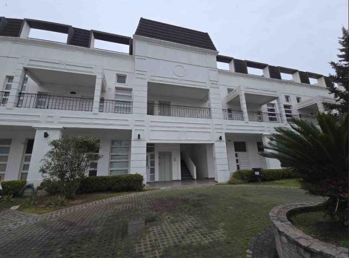 Departamento · 60m² · 2 Ambientes · 1 Cochera