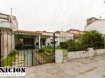 Casa de 4 ambientes, Mar de Ajó · Casa en El Silvio - C1139