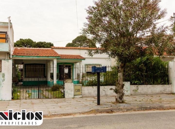 Casa · 1m² · 4 Ambientes