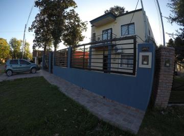 Casa de 4 ambientes, Florencio Varela · Venta Casa en Las Calandrias 3 Dorm. Florencio Varela
