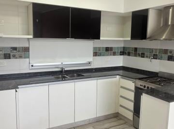 Departamento · 65m² · 3 Ambientes · Dpto en Alquiler - 3 Amb Al Frente con Cochera - Aconcagua 5700