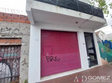 Local comercial · 30m² · 1 Ambiente · Local a m de La Estacion