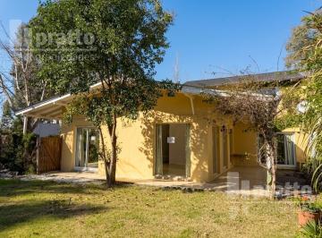 Casa · 192m² · 4 Ambientes · El Atardecer - Casa en Venta