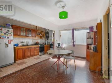PH · 173m² · 5 Ambientes · Venta PH 5 Ambientes Al Frente 337 m² Totales Patio, Balcón y Terraza Almagro Sur
