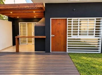 Casa de 3 ambientes, General San Martín · Casa en Alquiler en San Martin Centro