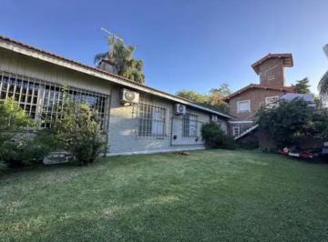 Casa · 173m² · 5 Ambientes · 3 Cocheras · Casa en Venta 5 Ambientes Ituzaingo Norte Residencial Buenos Aires