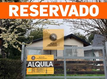 Casa · 50m² · 2 Ambientes · 1 Cochera · Casa en Alquiler