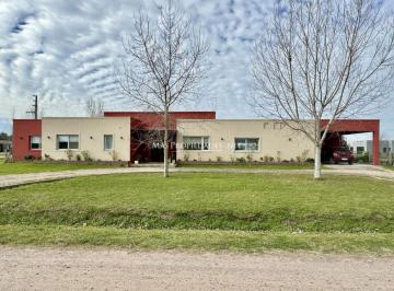 Casa de 5 ambientes, San Vicente · Venta Casa en Fincas de San Vicente 4 Dorm. Canning