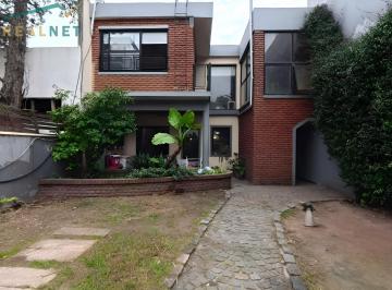 Casa · 205m² · 8 Ambientes · Casa en Venta Barrio Agronomia - Todo en Una Propiedad Equivalente a Dos Casas con Jardin y Quincho