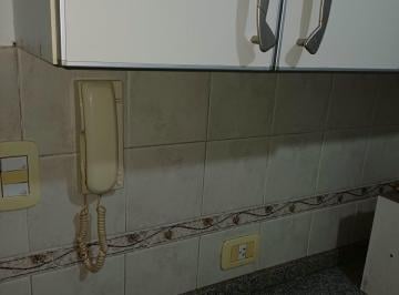 Departamento de 3 ambientes, Lomas de Zamora · Departamento de 3 Ambientes en Banfield Este con Cochera