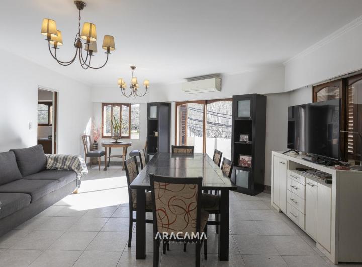 Departamento · 140m² · 5 Ambientes · 2 Cocheras