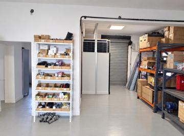 Depósito · 80m² · 3 Ambientes · 1 Cochera · Depósito en Villa Martelli