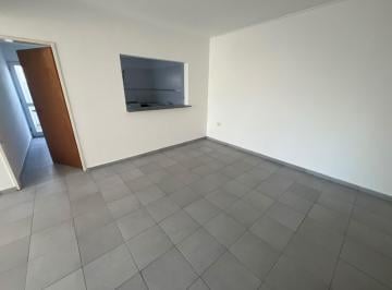 Departamento · 3 Ambientes · Departamento en Alquiler - Melchor Romero