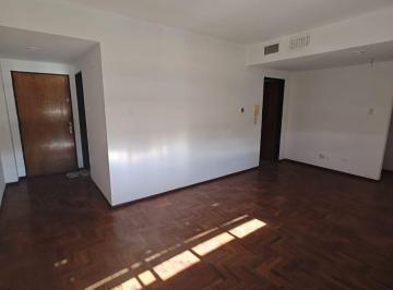 Departamento de 3 ambientes, Córdoba · Alq. 2 Dorm. - Chacabuco 360 - Excelente Ubicacion