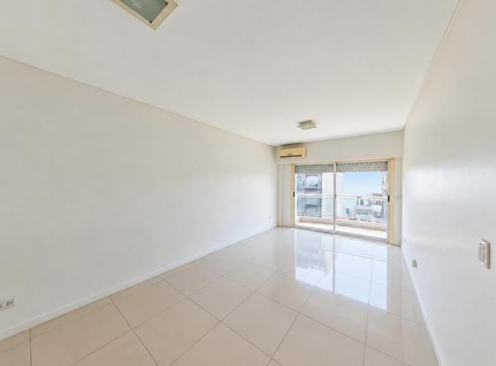 Departamento · 49m² · 2 Ambientes · 1 Cochera
