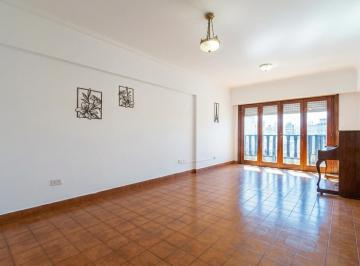 Departamento de 4 ambientes, Mar del Plata · Alquiler Departamento 4 Ambientes Plaza Pueyrredon Cochera