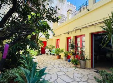PH · 440m² · 12 Ambientes · 1 Cochera · Alquiler Amplio PH en Palermo