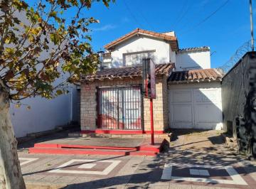 Casa de 9 ambientes, Godoy Cruz · Casa Valor Terreno a m de Plaza Godoy Cruz