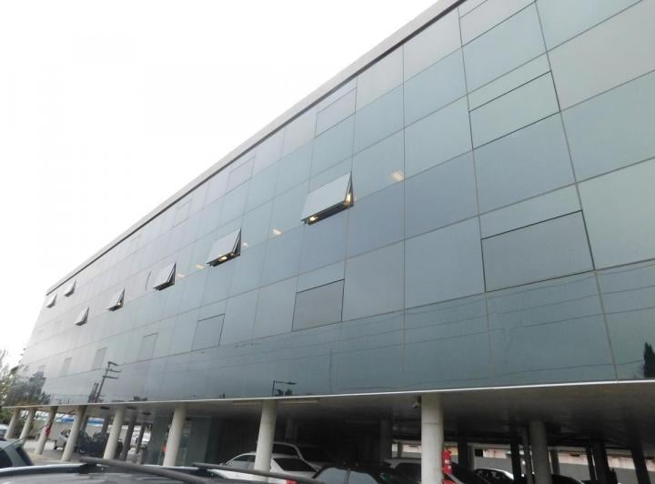 Oficina comercial · 122m² · 4 Ambientes · 6 Cocheras