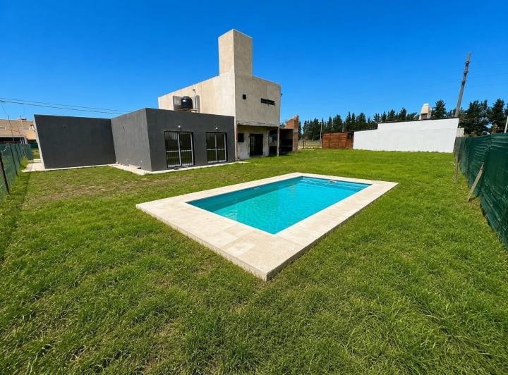 Casa · 63m² · 2 Ambientes · 1 Cochera