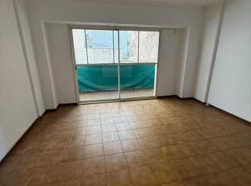 Departamento · 42m² · 2 Ambientes · Excelente Departamento 2 Ambientes con Balcón Patio en Belgrano