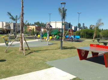 Casa · 90m² · 3 Ambientes · 2 Cocheras · Venta Casa 3 Ambientes Casas de San Patricio Villanueva Tigre