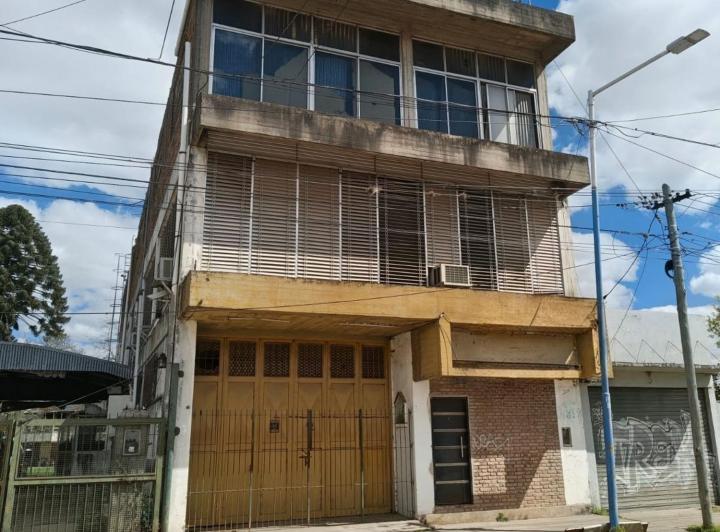 Depósito · 1260m²
