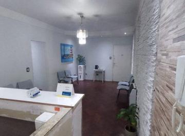 Departamento · 75m² · 4 Ambientes · Venta Departamento 4 Ambientes Patio Constitución