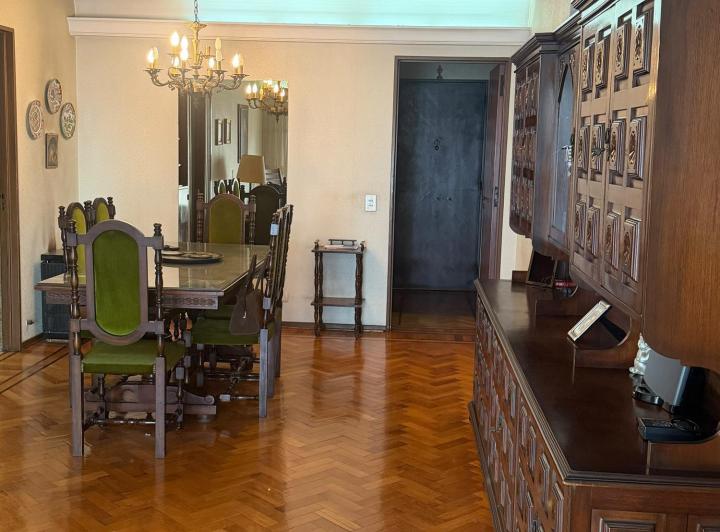 Departamento · 93m² · 4 Ambientes · 1 Cochera