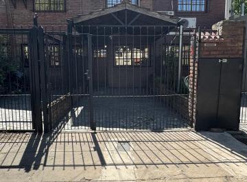 PH · 60m² · 3 Ambientes · 1 Cochera · Duplex Al Frente en Alquiler