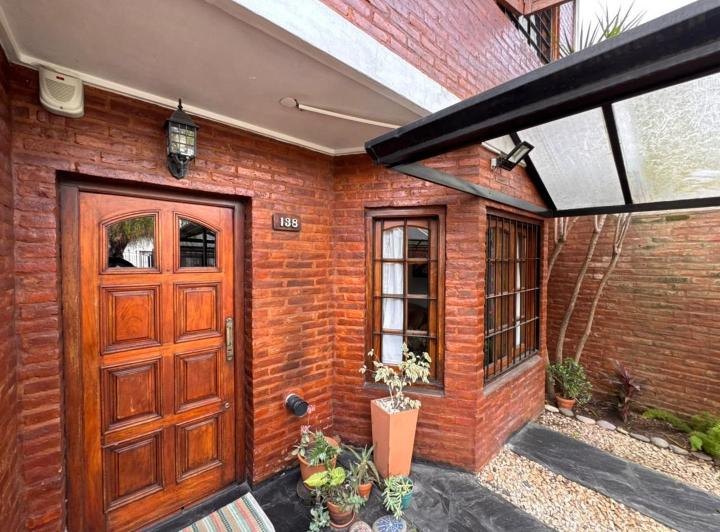 PH · 194m² · 4 Ambientes · 1 Cochera
