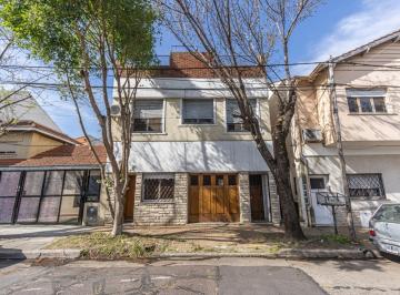 PH · 153m² · 5 Ambientes · 1 Cochera · Venta de PH Al Frente 5 Amb 2 Plantas a Refaccionar C/patio, Terraza y Quincho Sin Expensas en Olivos