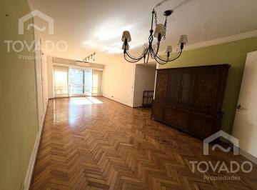 Departamento · 143m² · 5 Ambientes · 1 Cochera · 5 Ambientes con Dependencia y Cochera en Recoleta