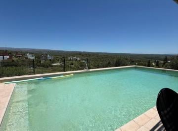 Casa · 283m² · 10 Ambientes · 4 Cocheras · Venta Complejo de Cabañas en Tanti