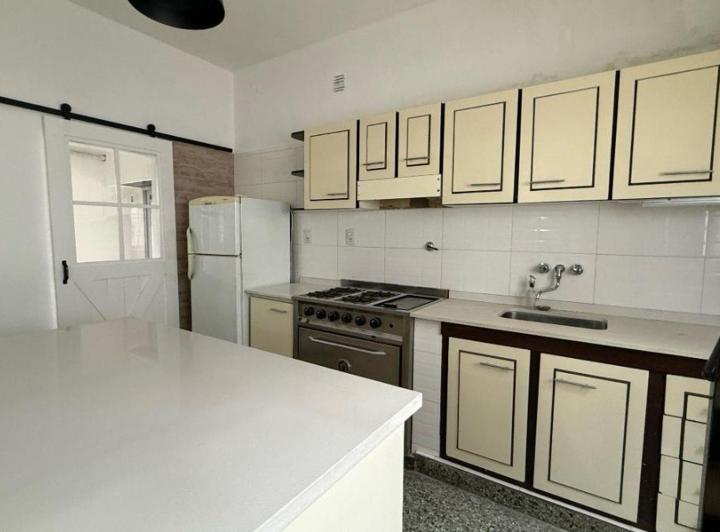 Casa · 199m² · 5 Ambientes · 1 Cochera