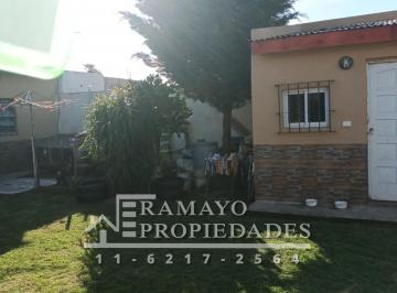 Casa · 66m² · 2 Ambientes · 1 Cochera · Venta de Casa con Construccion en Barrio Alma Fuerte, Glew