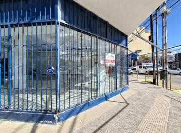 Local comercial · 140m² · 2 Ambientes · Local en Alquiler Esquina Comercial Área Centro