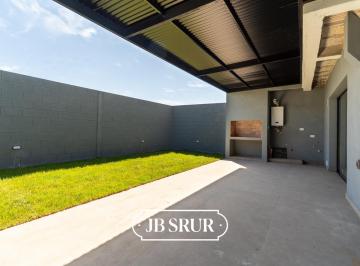 Casa · 210m² · 6 Ambientes · 2 Cocheras · Duplex en Venta de 3 Dorm. en Solares de Manantiales