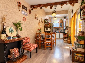 PH · 102m² · 5 Ambientes · Venta Imperdible PH 5 Amb con Patio y Terraza