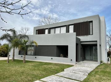 Casa · 242m² · 5 Ambientes · 2 Cocheras · Casa de 5 Ambientes en Alquiler en La Reserva Cardales - Sofitel
