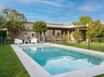 Casa · 1200m² · 4 Ambientes · Alquiler Temporal | Casa con Pileta en San Francisco | Villanueva, Tigre
