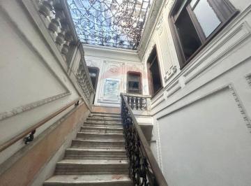 Casa · 810m² · 14 Ambientes · Venta Gran Casa Padrón Unico en Centro